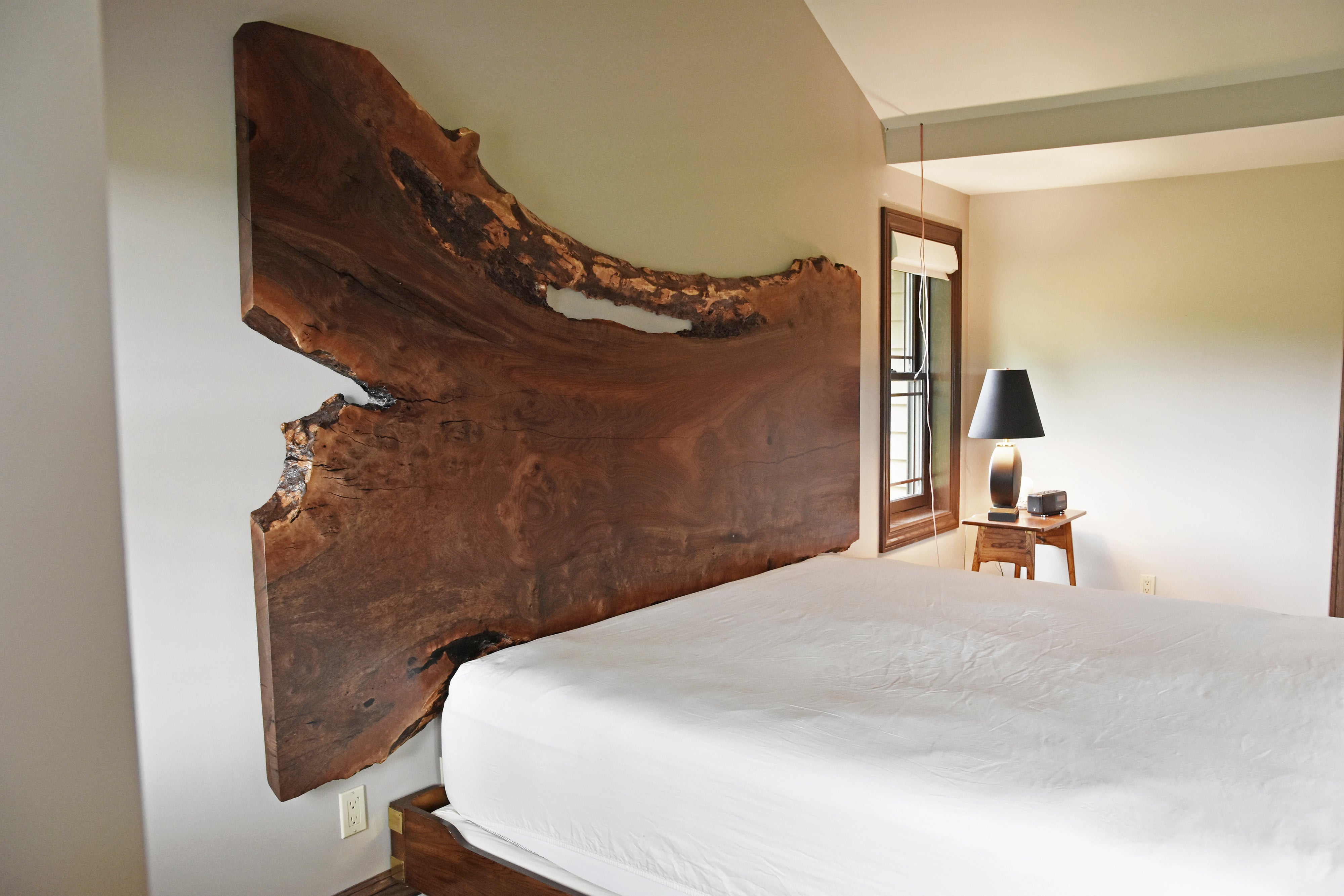 Bedside Tables in Walnut with Live Edge Headboard 6